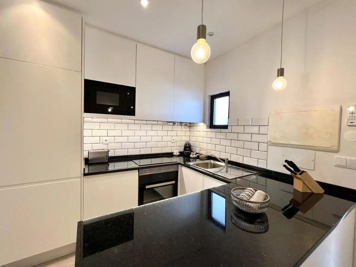 Beachside Apartment - With Pool By Hd Properties Quarteira Portekiz