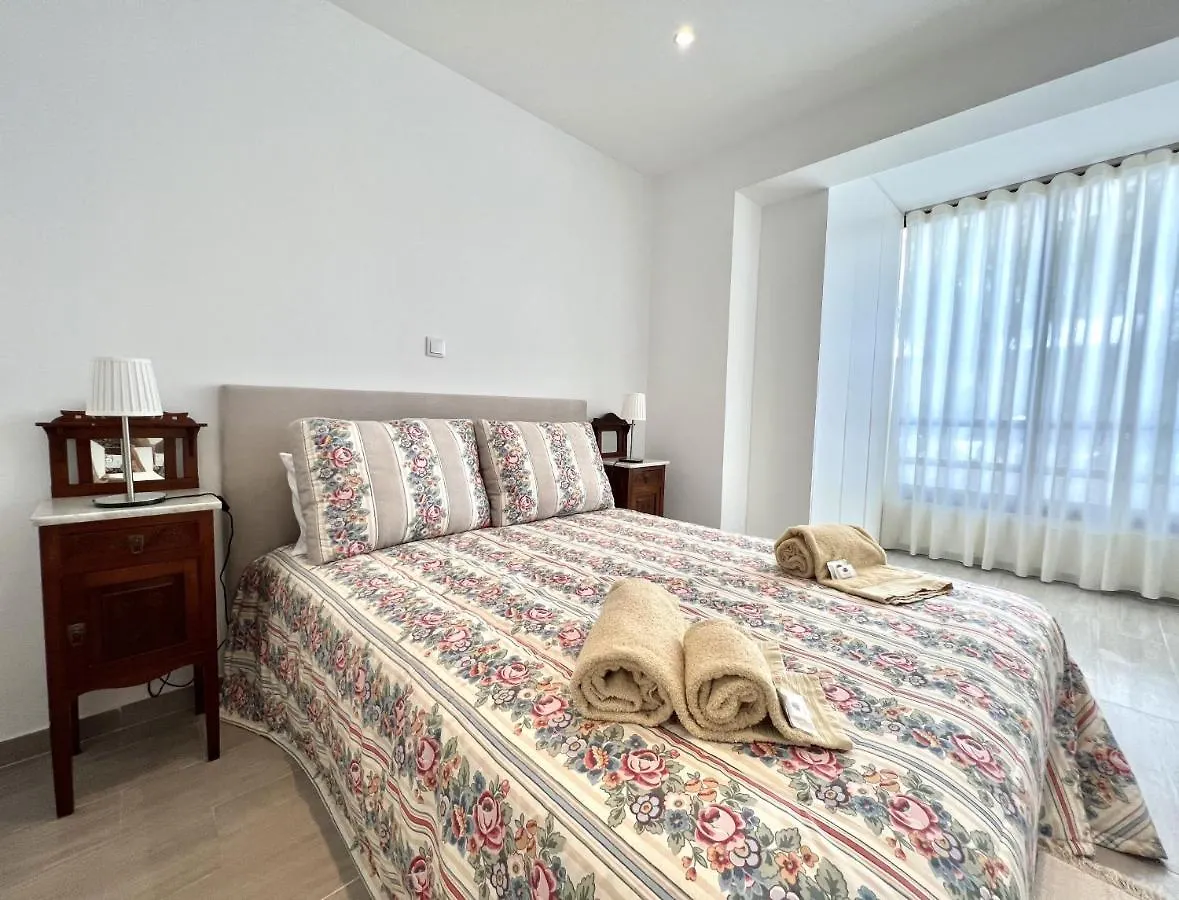 Beachside Apartment - With Pool By Hd Properties Quarteira
