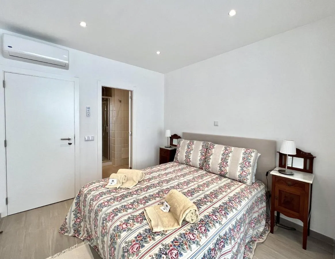 Beachside Apartment - With Pool By Hd Properties Quarteira