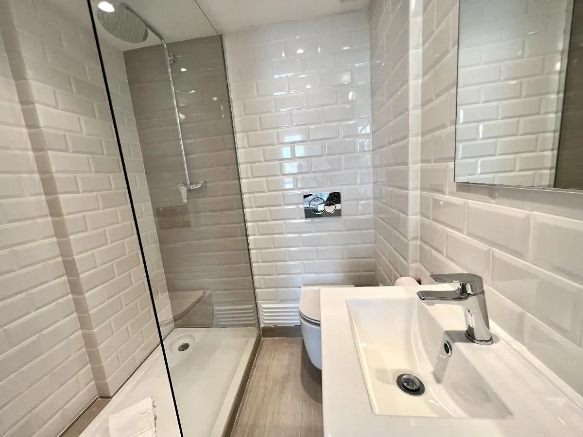 Beachside Apartment - With Pool By Hd Properties Quarteira 0*,