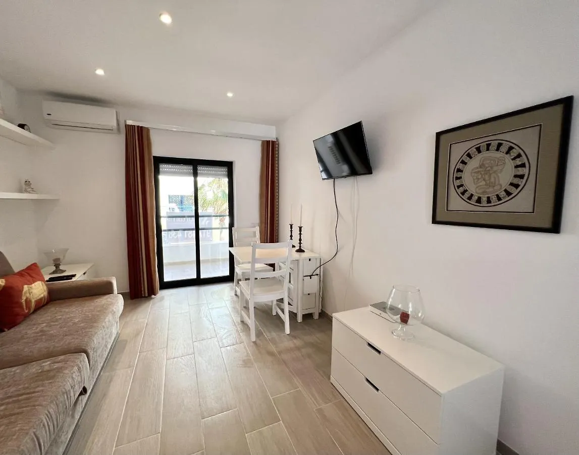 Beachside Apartment - With Pool By Hd Properties Quarteira Portugal