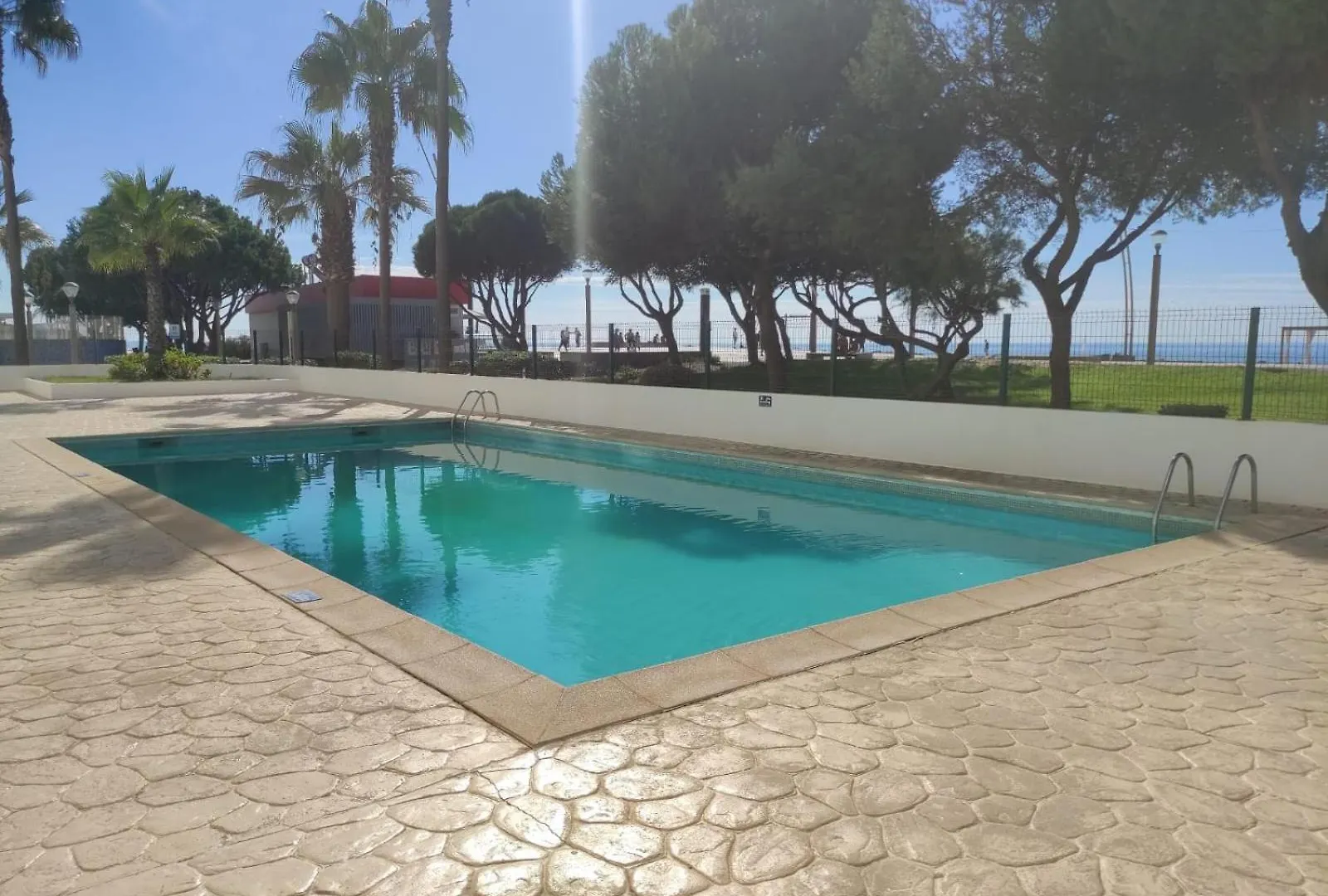 Beachside Apartment - With Pool By Hd Properties Quarteira 0*,
